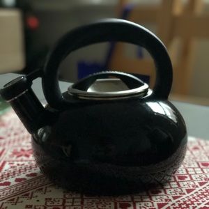 Black Sunrise Tea Kettle